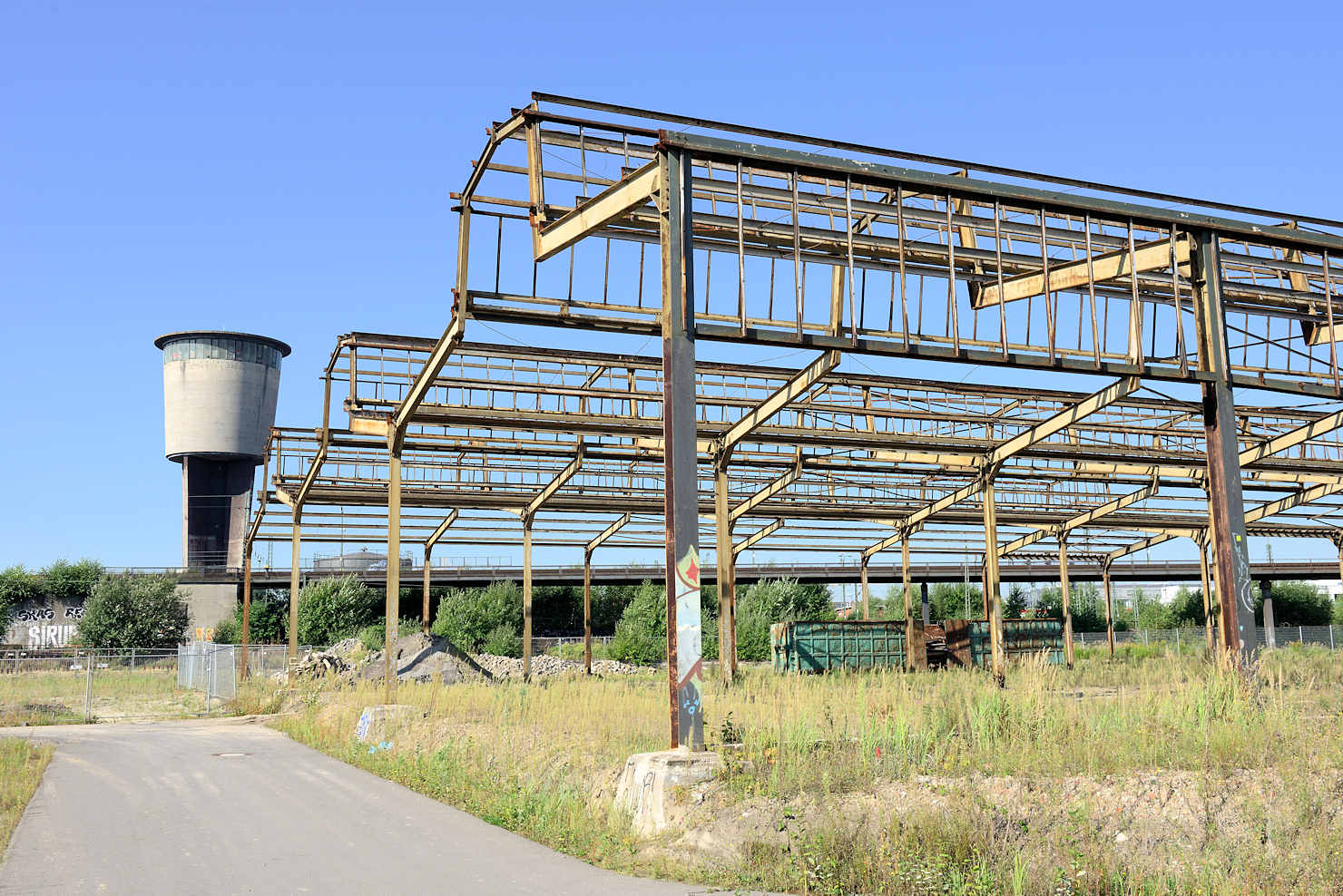 2372 Eisenkonstruktion - Dach einer ehemaligen Güterhalle | Altonaer Bahnhof - ehem. Güterbahnhof Harkortstrasse